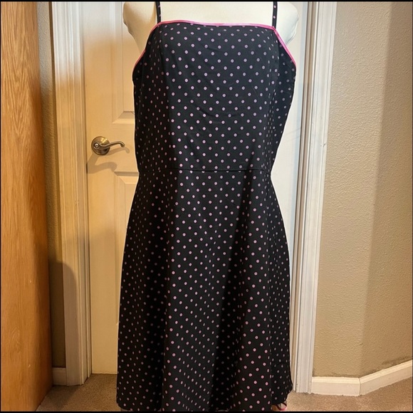 Steppin' Out Dresses & Skirts - Steppin Out size 3X, black W/hot pink polka dots,net hem with pink satin trim